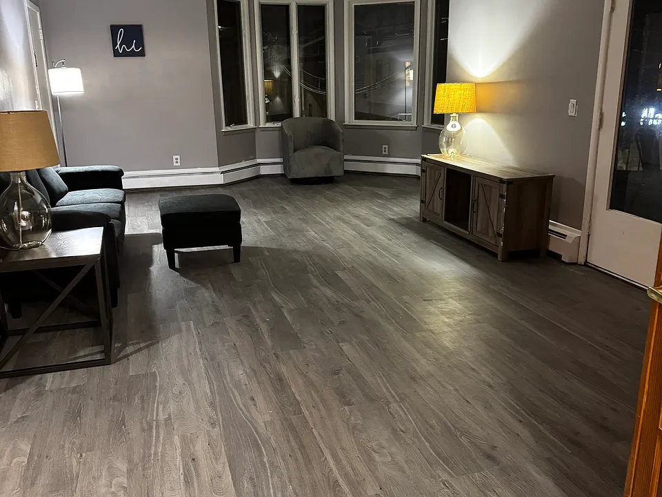 568 Charles St #2