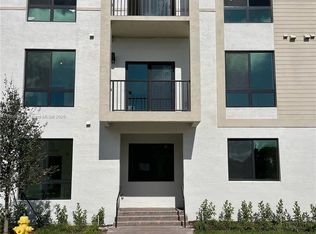 8265 NW 41st St #C-107, Doral, FL 33166