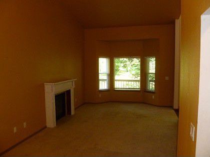 4th image of 17512 Clear Lake Blvd SE