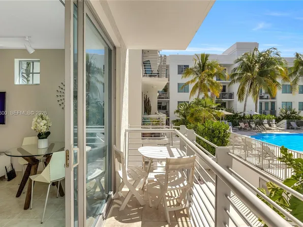 110 Washington Ave, Miami Beach, FL