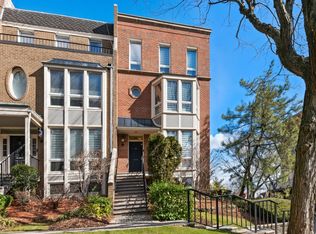 110 Kensington Dr #110, Fort Lee, NJ 07024