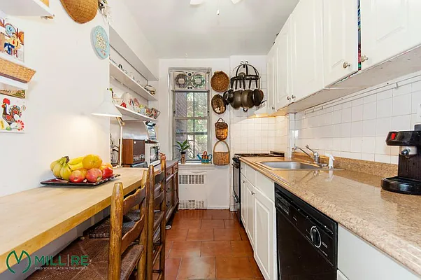 Sold by MiLL RE | media 3