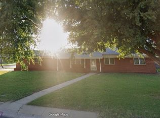 1023 34th St, Woodward, OK 73801