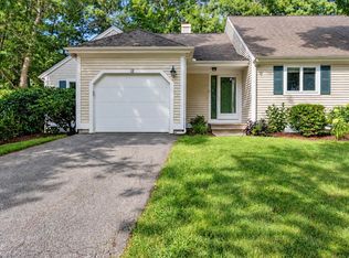 12 Pga Lane, Mashpee, MA 02649
