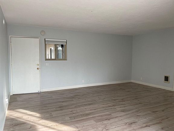 4th image of 4180 Louisiana St APT 2G