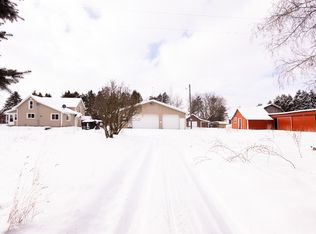 426 S Plumb Rd, Stanton, MI 48888