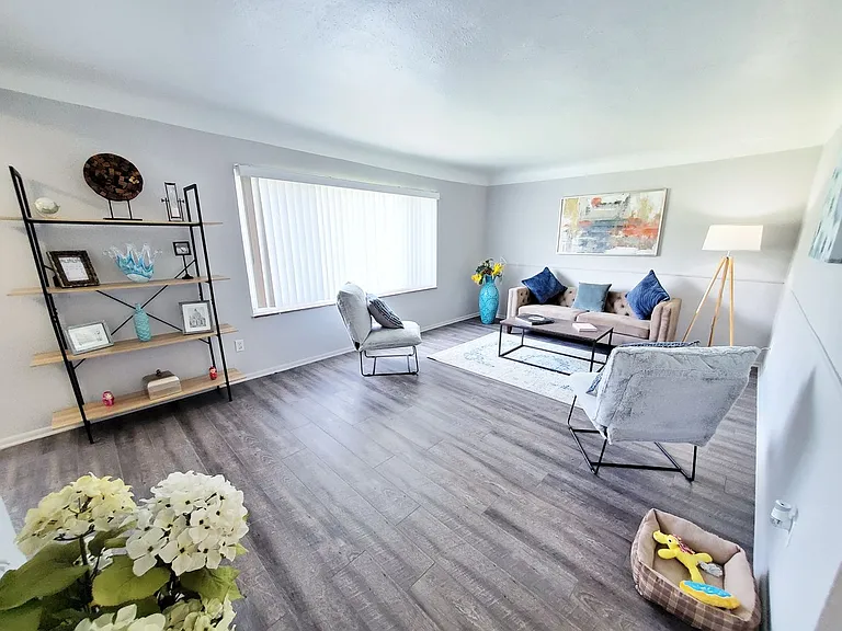 Smartland Lee-Mustang Apartments — Photo 20