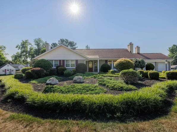 830 S Ellison Ln, Waynesboro, VA 22980