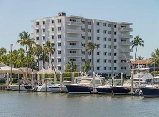 1325 7th St S APT 2B, Naples, FL 34102