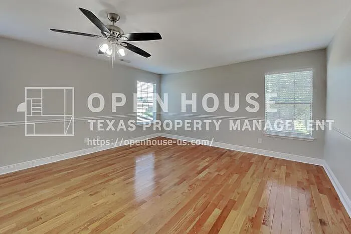 29402 Legends Hill Dr — Photo 10