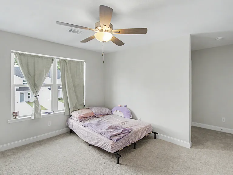 106 Heirloom Rd — Photo 20