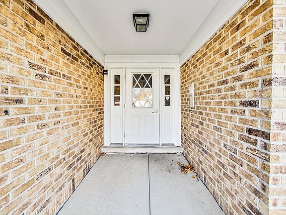4th image of 1212 Williamsport Dr #33-4