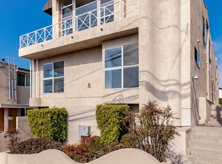 657 3rd St APT 1, Hermosa Beach, CA 90254