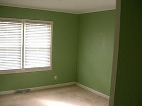 4th image of 501 Clairmont Dr