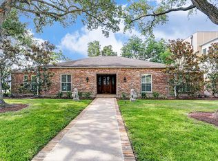 5150 Braesheather Dr, Houston, TX 77096