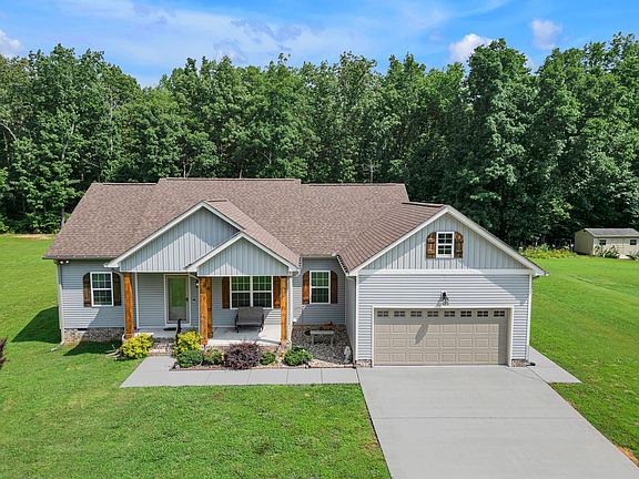 3rd image of 65 Caldwell Dr