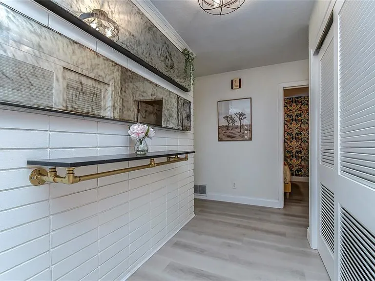 4701 N Willis St — Photo 38