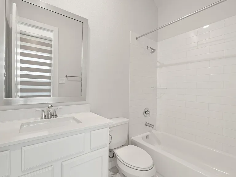 6579 Scarlet Pond Ln — Photo 10