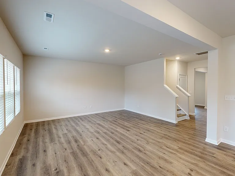 Westmoreland Estates — Photo 12