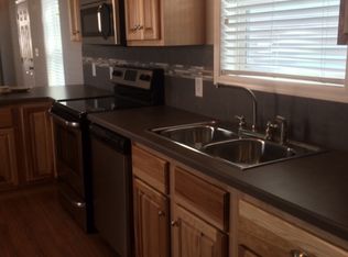 7115 Stewart Rd TRLR 56, Liberty, MO 64068