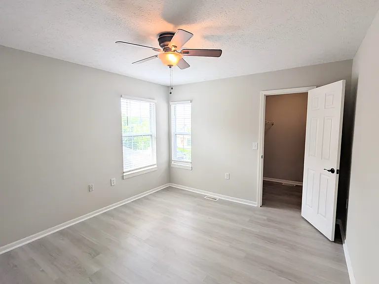 3003 Glenloch Cir — Photo 13