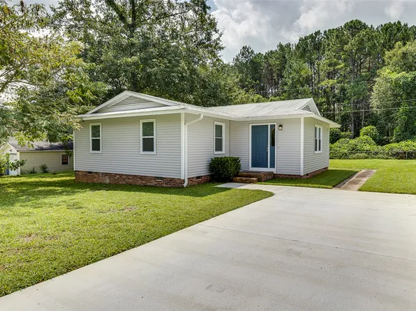 212 Georgetown Rd, Easley, SC 29640