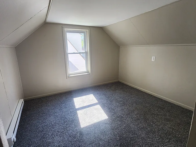 1016 Voorheis Rd — Photo 7