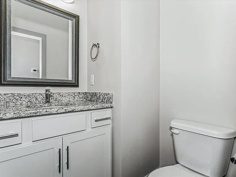 2945 S Bunker Hill Dr #100 — Photo 20