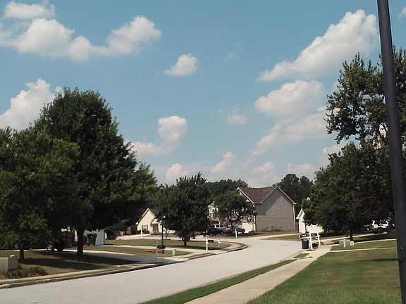 4th image of 3810 Brushymill Ct