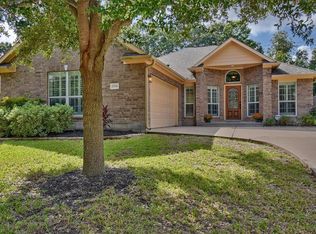 1704 Ruth Cir, Brenham, TX 77833
