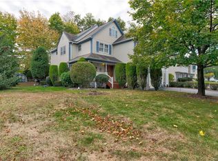 14 Mountainview Ave, Suffern, NY 10901