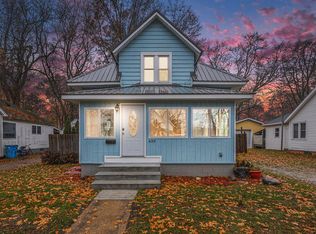 633 S Constantine St, Three Rivers, MI 49093