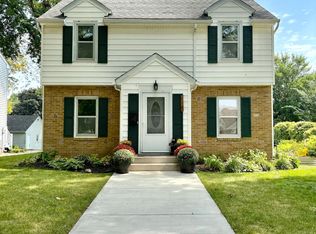 115 S High St, Marshall, MN 56258