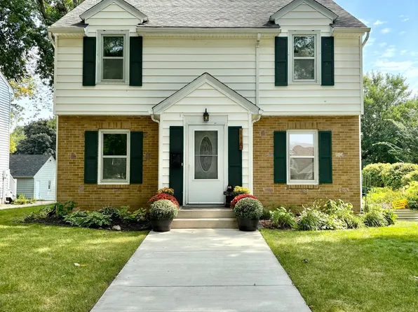 115 S High St, Marshall, MN 56258