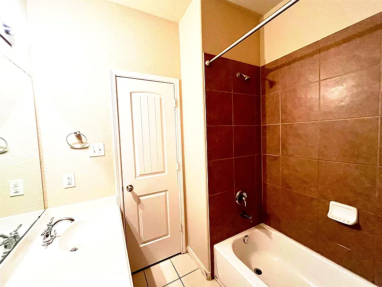 20330 Pine Water Ln — Photo 38
