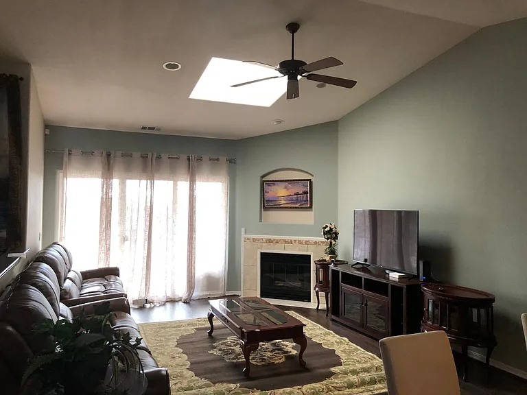 1964 Brighton Ave — Photo 3