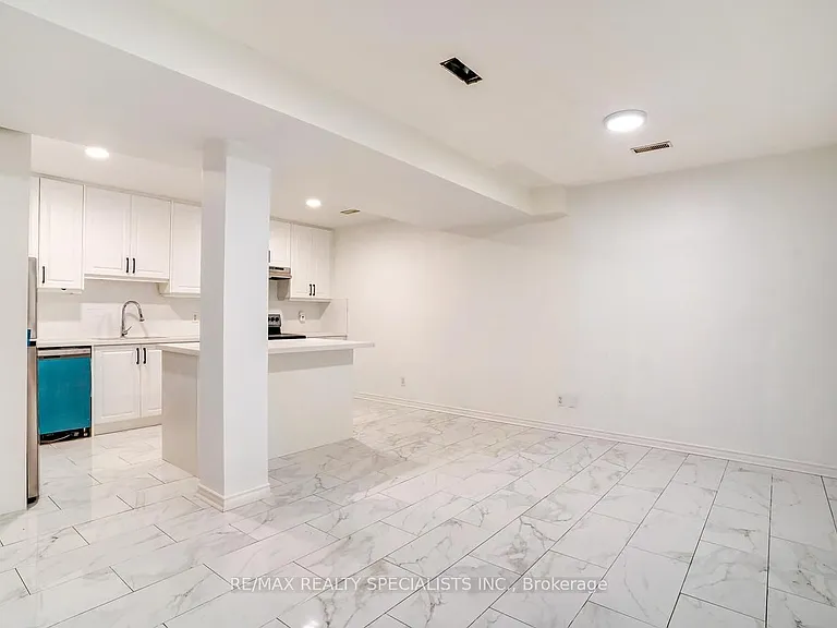 4 Garrow Ave #1 — Photo 4
