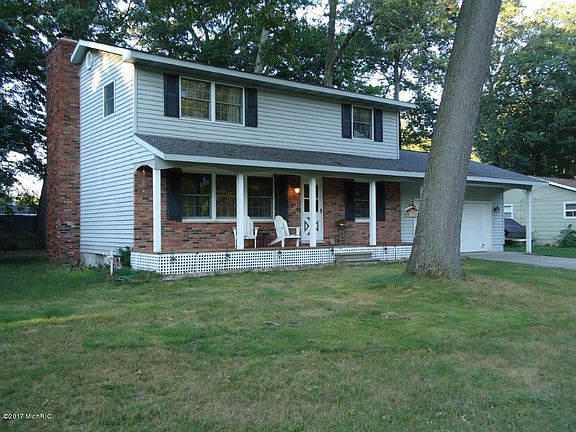 2nd image of 1496 N Robinhood Dr