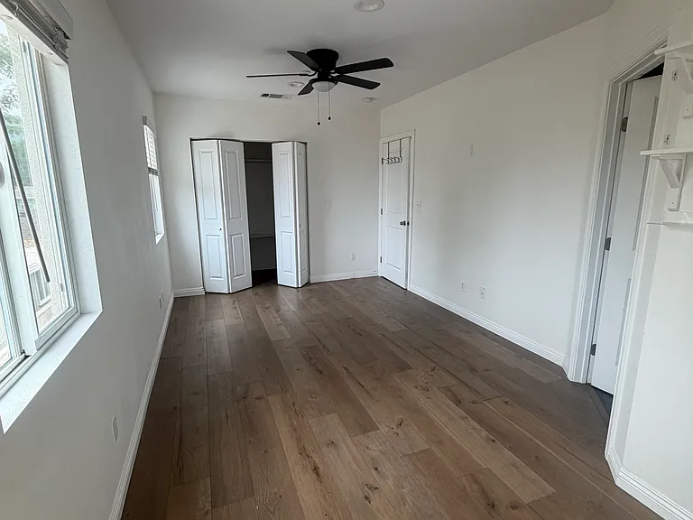 640 E Lemon Ave #642 — Photo 5