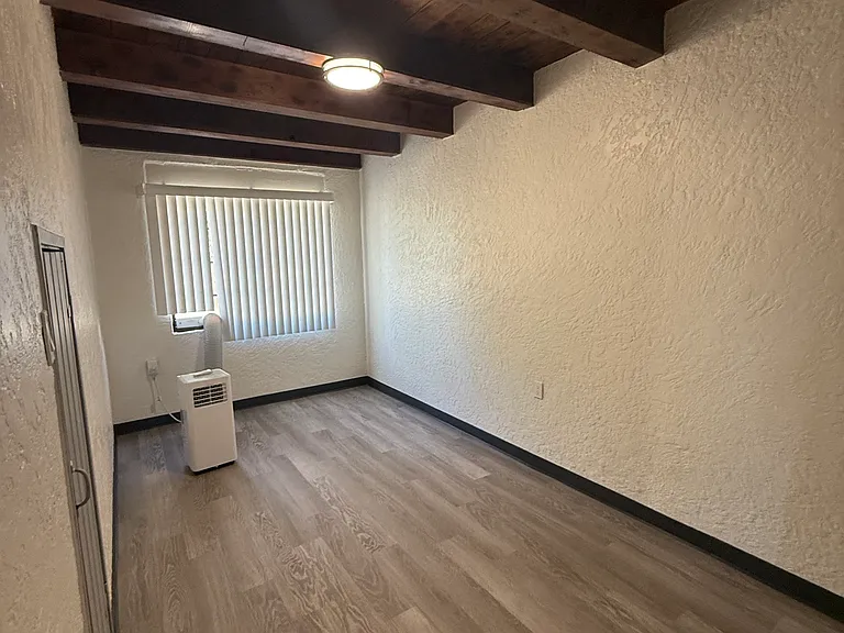 251 Hamilton St — Photo 11