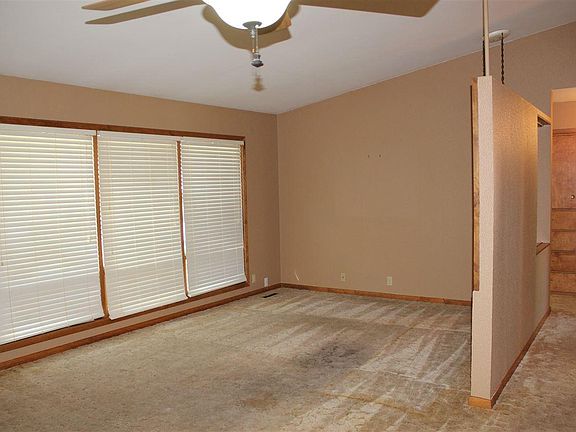 5th image of 511 E 25th Ave