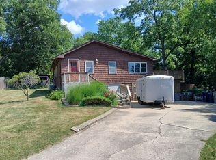 54 Genesee Ave, Elgin, IL 60123