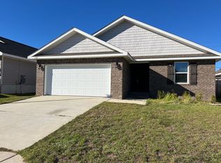 5781 Guinevere Ln, Milton, FL 32583