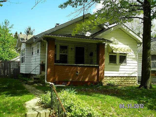 1st image of 4035 Bowman Ave