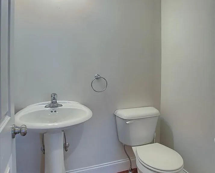 405 Line Rd — Photo 15