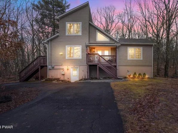 111 Blackbird Ct, Lackawaxen, PA 18435