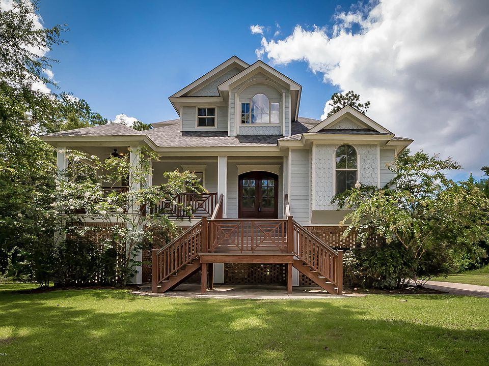 2nd image of 12814 Woodland Cir