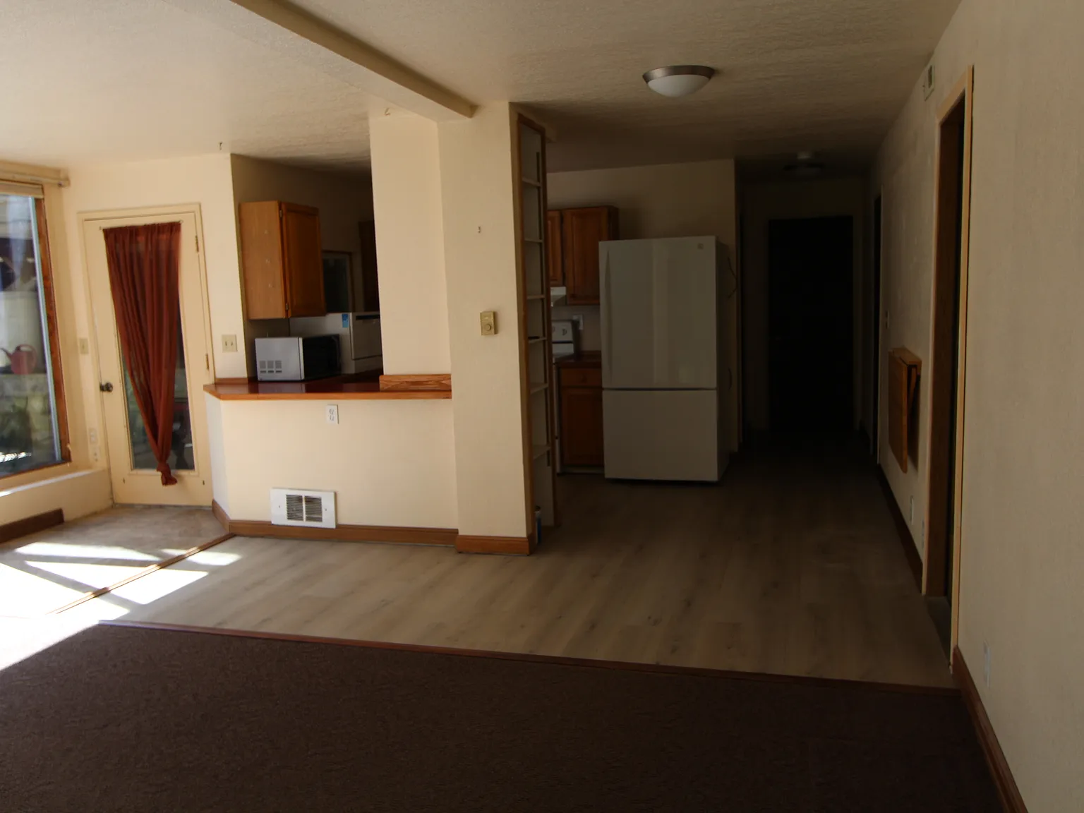 2 bed, 1.5 bath, 1200 sqft, $2,000 — Photo 1