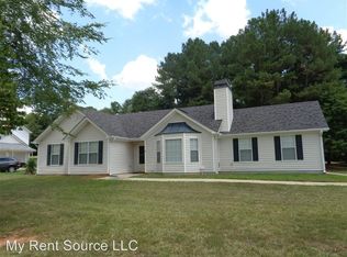 135 Pemberton Pl, Sharpsburg, GA 30277