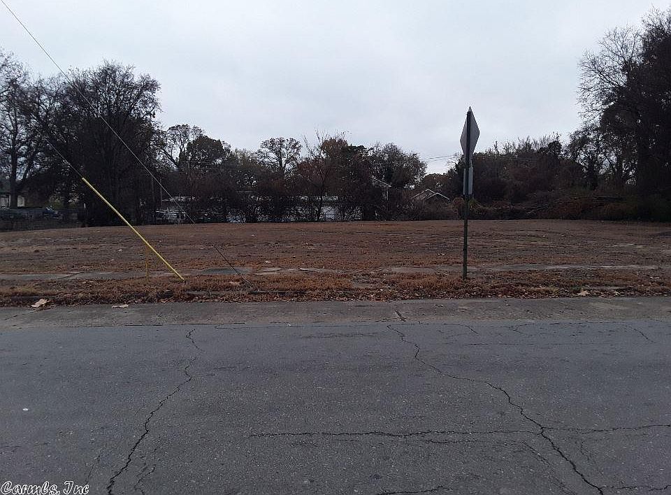 1st image of 2721 W 13th St